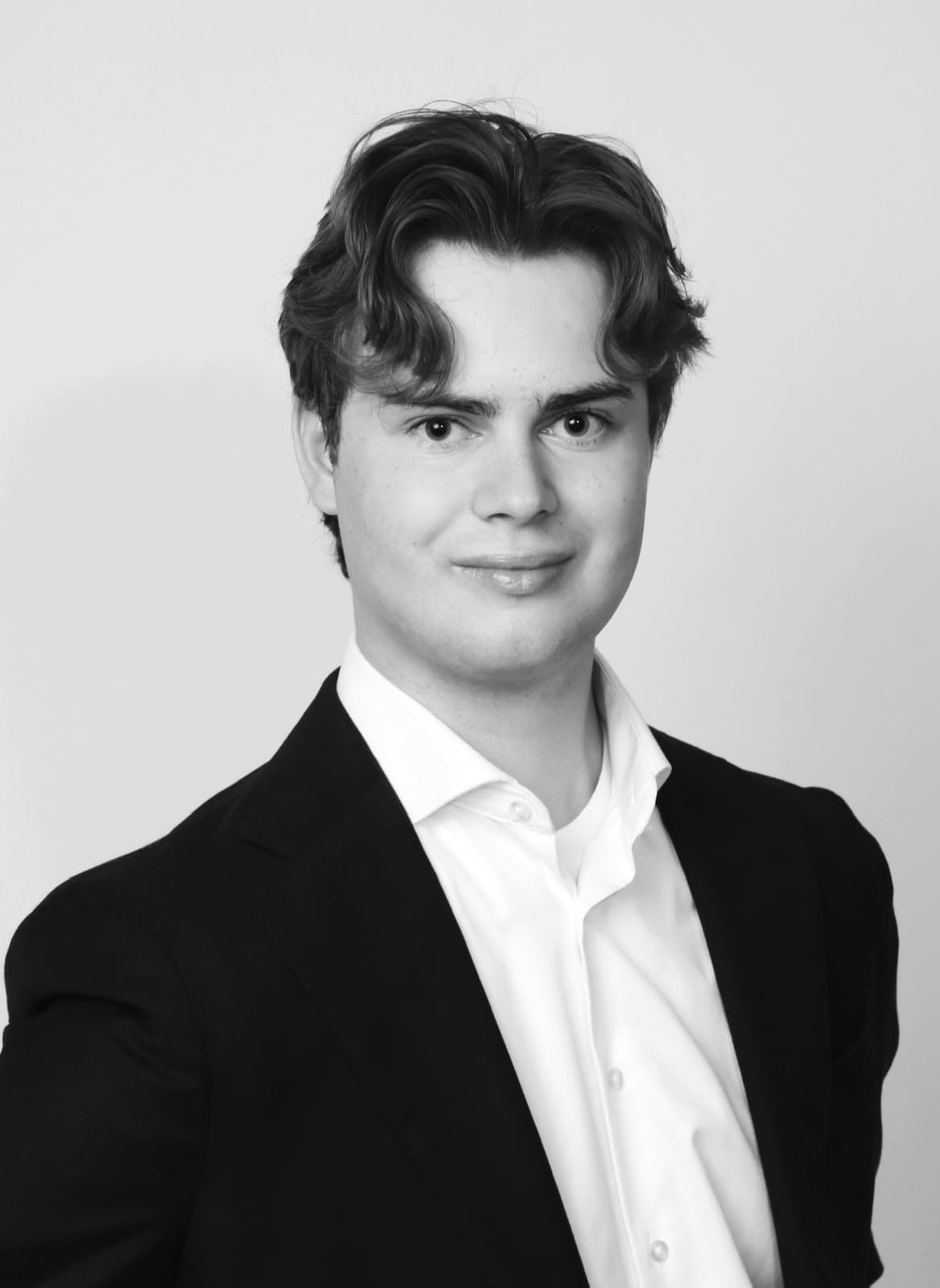 Hans Tabrizian portrait